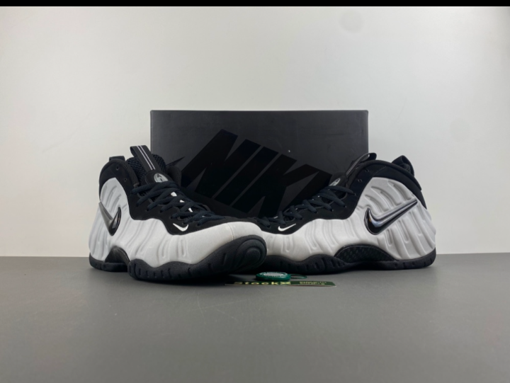Nike Air Foamposite Wolf Grey